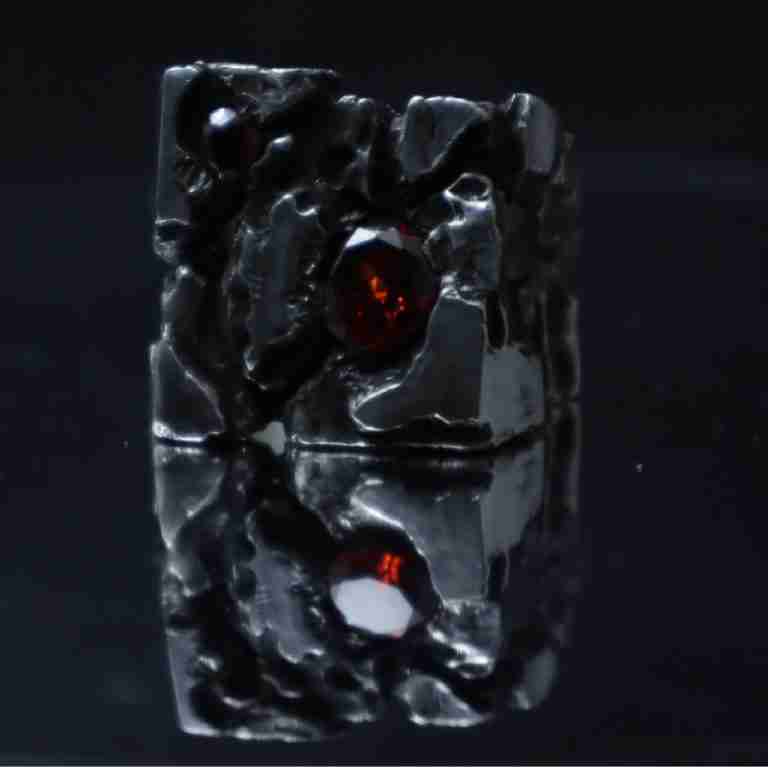 Anillo Deep Crack Red